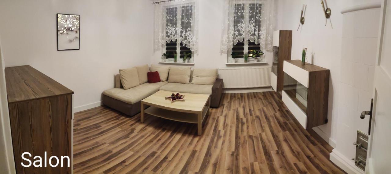 Mieszkanie Blisko Targow Poznanskich Appartement Buitenkant foto