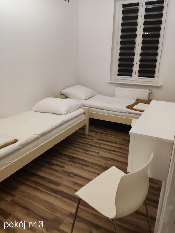 Mieszkanie Blisko Targow Poznanskich Appartement Buitenkant foto